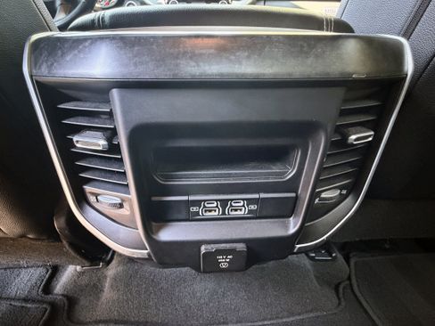 Used 2022 RAM 1500 Big Horn w/ Night Edition AWD/4WD image 26