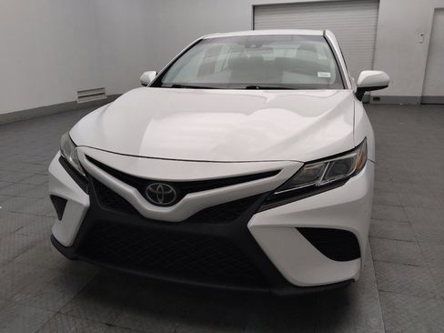 Used 2018 Toyota Camry SE FWD image 15