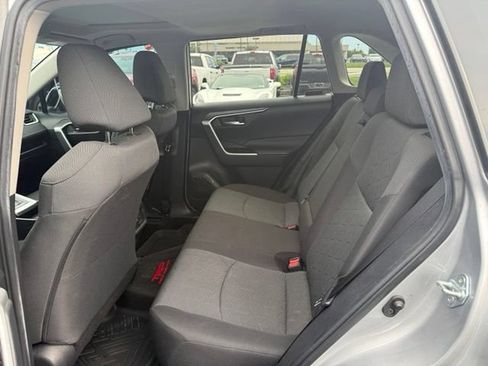Used 2021 Toyota RAV4 XLE w/ Convenience Package AWD/4WD image 21