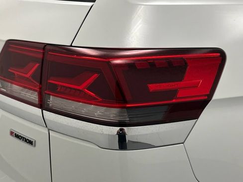 Used 2022 Volkswagen Atlas SE AWD/4WD image 25