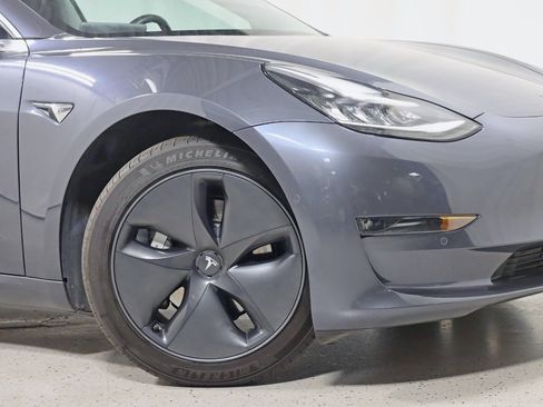 Used 2020 Tesla Model 3 Performance image 5