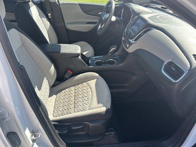 Used 2022 Chevrolet Equinox LS w/ LPO, Floor Liner Package FWD image 42