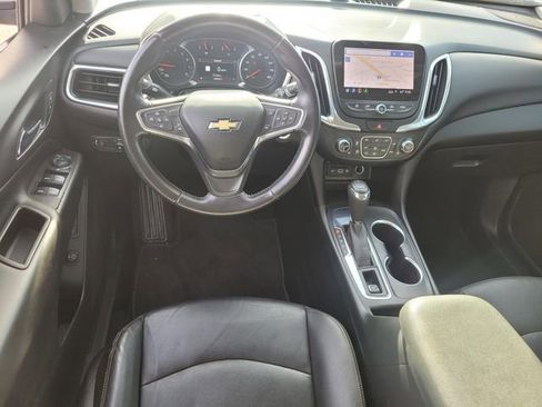 Used 2021 Chevrolet Equinox LT image 14
