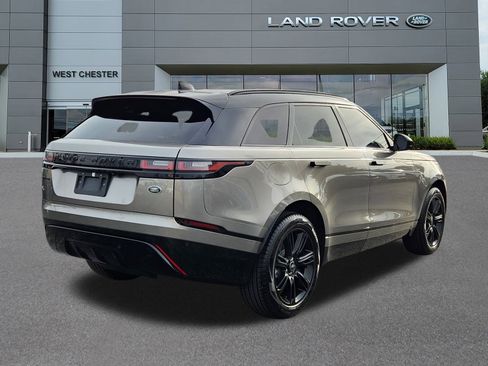 Certified 2022 Land Rover Range Rover Velar R-Dynamic S image 4