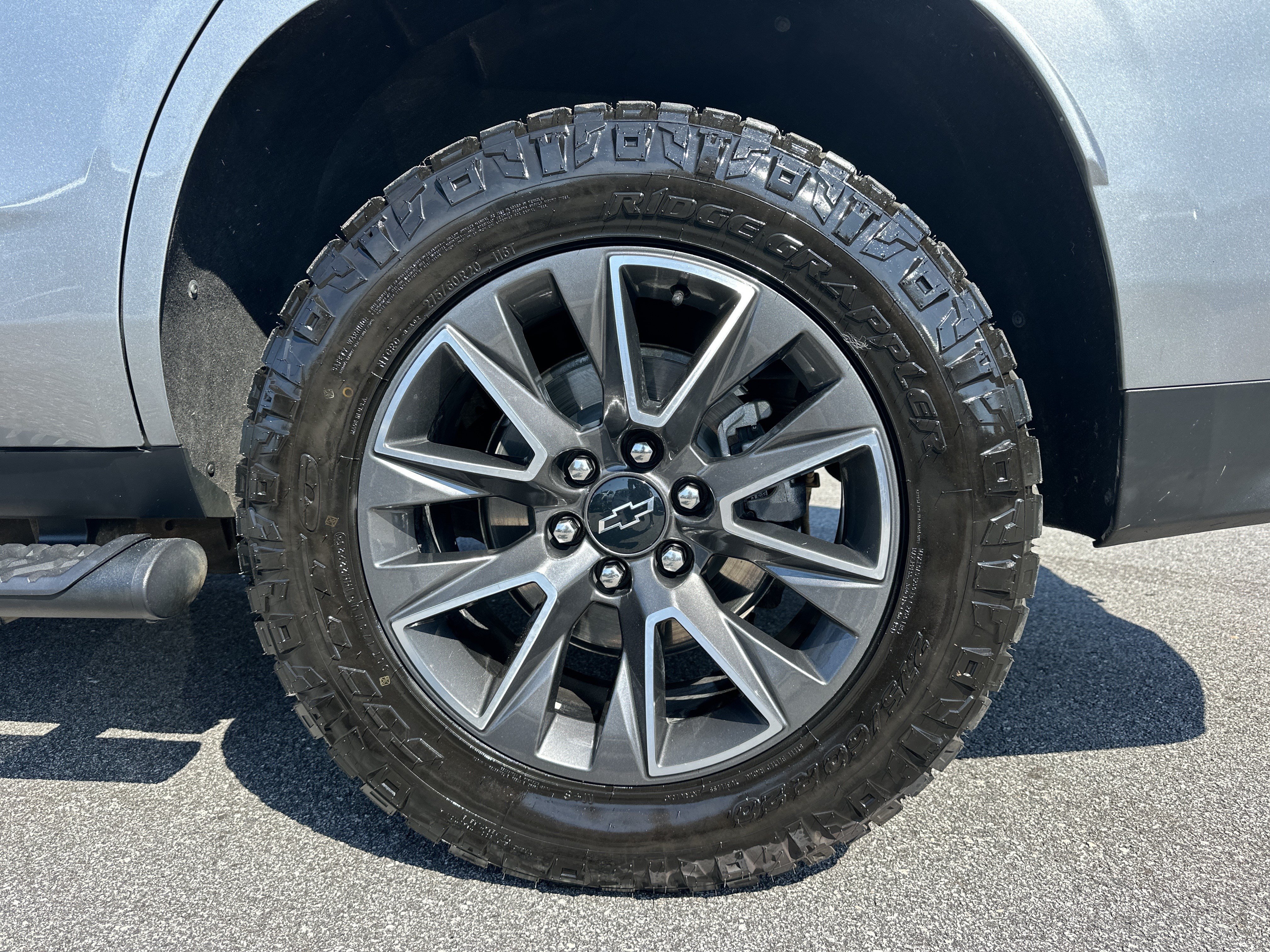 Certified 2023 Chevrolet Tahoe Z71 w/ Luxury Package AWD/4WD image 22