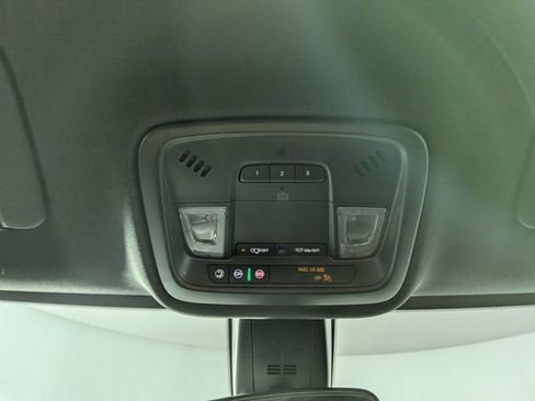 Used 2023 Chevrolet Traverse LT w/ LPO, Floor Liner Package AWD/4WD image 23