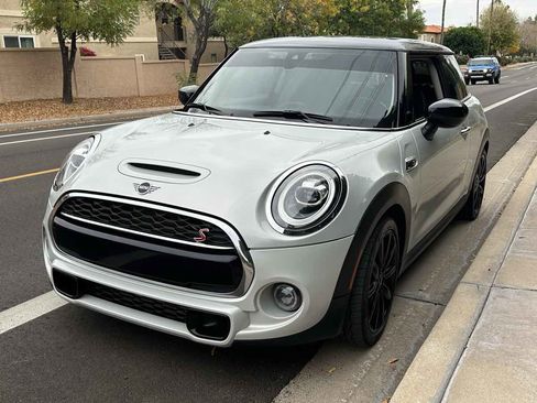 Used 2020 MINI Cooper S image 4