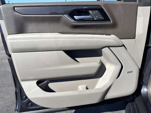 New 2026 GMC Yukon Elevation image 11