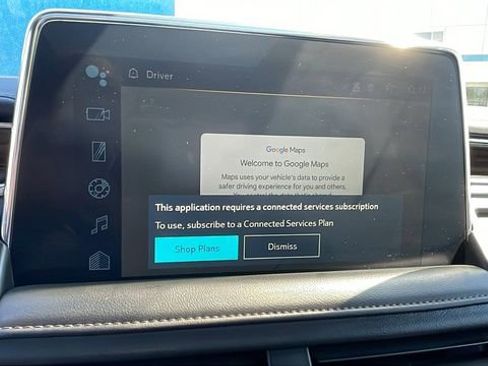 Used 2024 Chevrolet Suburban High Country w/ Advanced Technology Package image 18