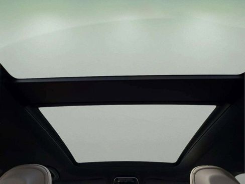Certified 2026 Mercedes-Benz GLC 300 4MATIC image 17