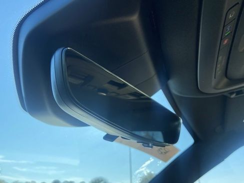 Certified 2023 Cadillac Escalade Premium Luxury w/ Performance Package image 13