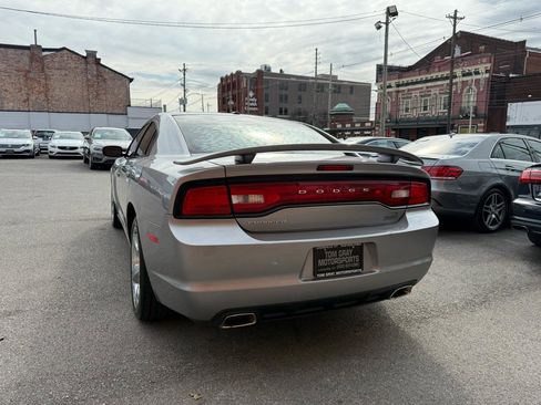 Used 2011 Dodge Charger Rallye image 4