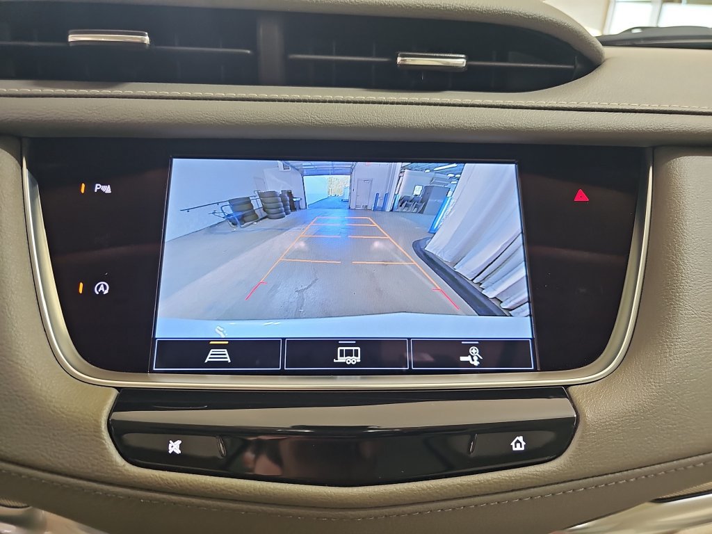 Used 2024 Cadillac XT5 Premium Luxury w/ LPO, Floor Liner Package AWD/4WD image 30