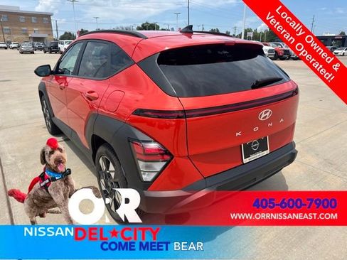 Used 2024 Hyundai Kona SEL FWD image 3