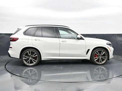 Used 2021 BMW X5 M50i AWD/4WD image 8