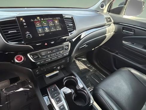 Used 2019 Honda Pilot Elite image 25