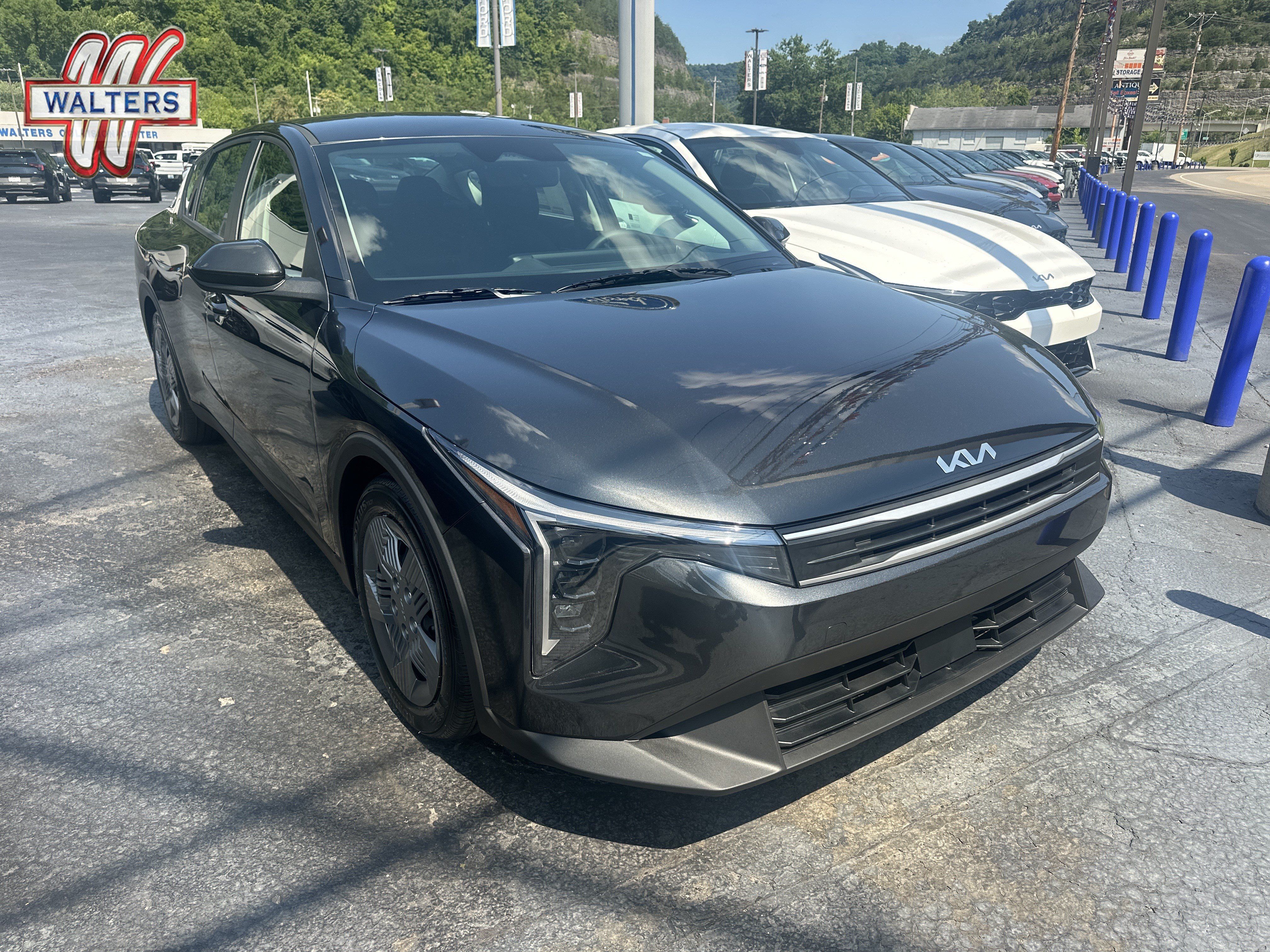 New 2026 Kia K4 FWD image 1