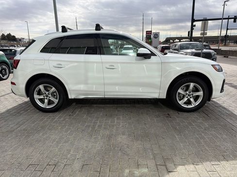 Used 2023 Audi Q5 2.0T Premium w/ Convenience Package image 6