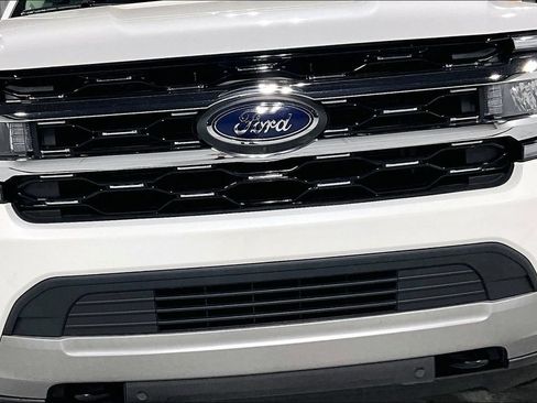 Used 2023 Ford Expedition Max Limited AWD/4WD image 36