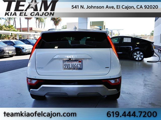 Certified 2025 Kia Niro EX Touring FWD image 8