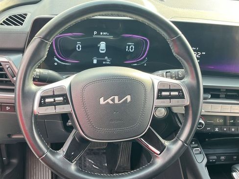 Used 2025 Kia Telluride S FWD image 22