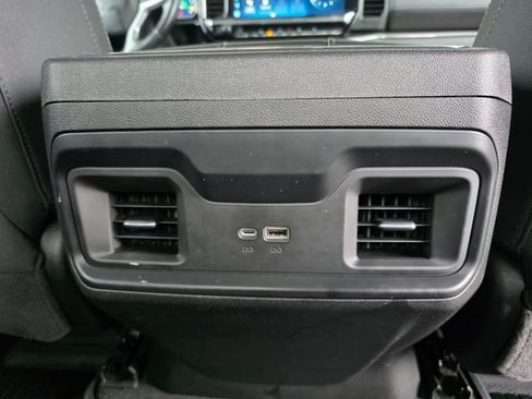 Used 2023 Chevrolet Silverado 1500 LT w/ Z71 Off-Road Package AWD/4WD image 15