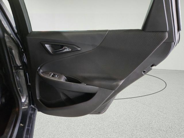 Used 2018 Chevrolet Malibu LT FWD image 25