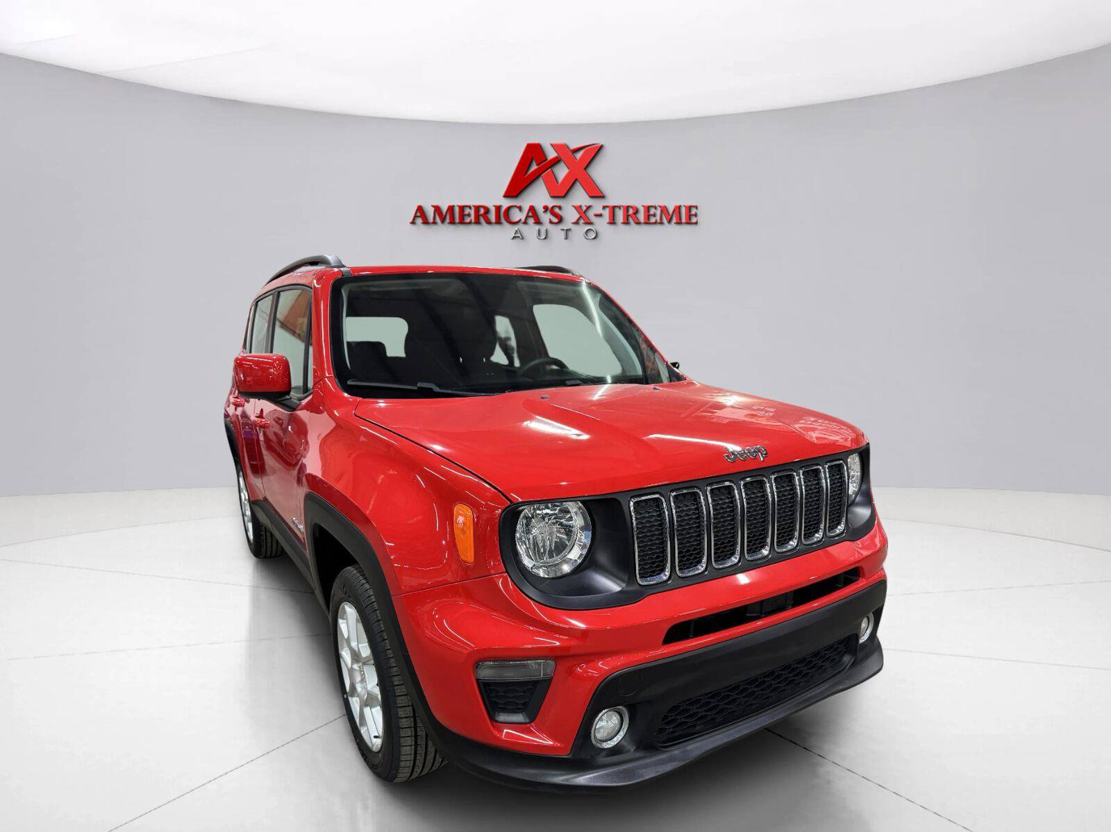 Used 2020 Jeep Renegade Latitude AWD/4WD image 9