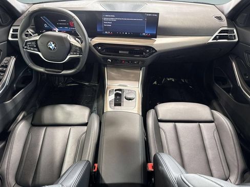 Used 2025 BMW 330i xDrive Sedan AWD/4WD image 29