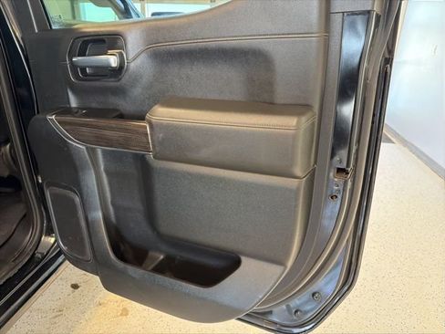 Used 2021 Chevrolet Silverado 1500 LT Trail Boss w/ Convenience Package II image 41