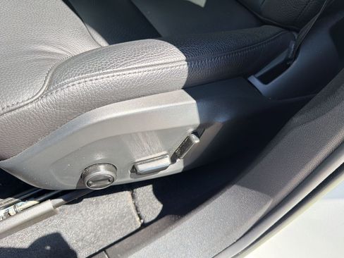 Used 2023 Volvo XC60 B5 Plus w/ Climate Package image 13