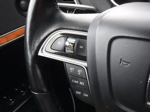 Used 2020 Lincoln Nautilus Reserve w/ Cargo Utility Package image 42