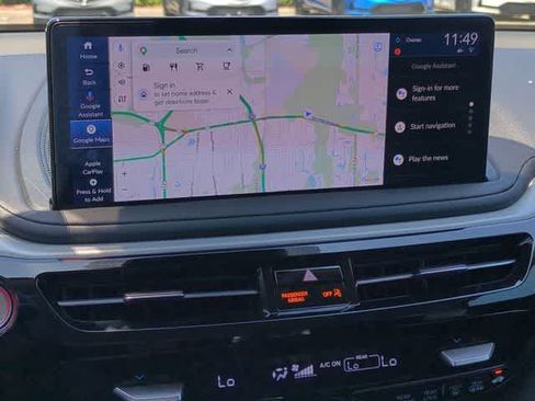 Certified 2025 Acura MDX FWD w/ Technology Package image 31