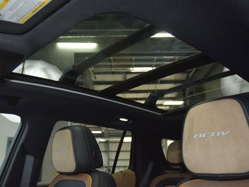 New 2026 Chevrolet Equinox ACTIV AWD/4WD image 44