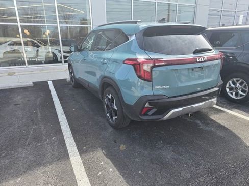 Certified 2024 Kia Seltos EX image 3