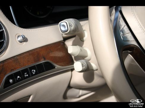 Used 2016 Mercedes-Benz S 550 S 550 4MATIC image 19