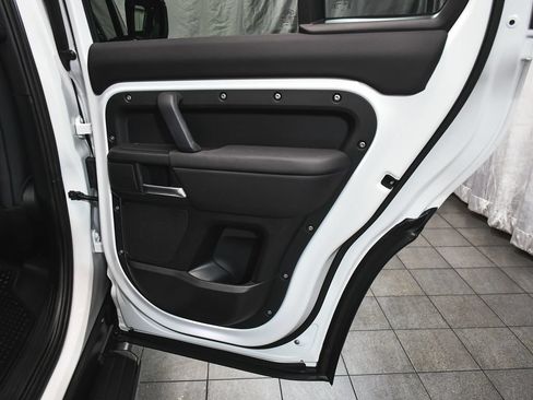 Used 2025 Land Rover Defender 110 S AWD/4WD image 13