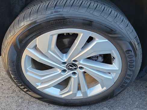 Used 2023 Volkswagen Atlas SE FWD image 10