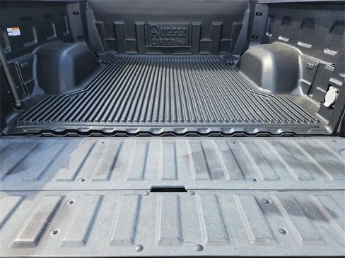 Used 2022 GMC Sierra 1500 SLT image 31