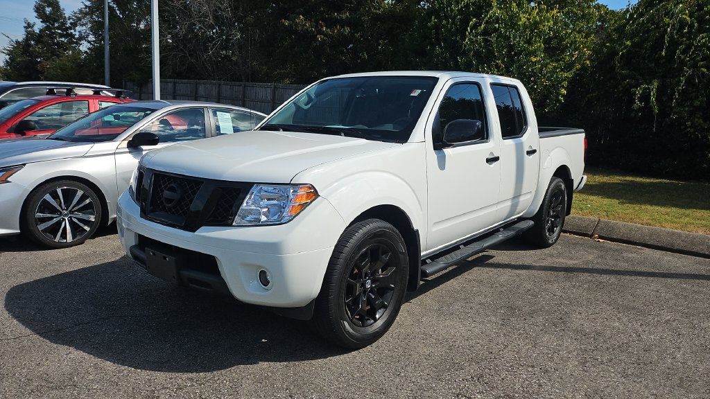 Certified 2020 Nissan Frontier SV w/ Midnight Edition Floor Mats RWD image 5