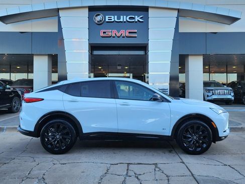 New 2026 Buick Envista Sport Touring w/ Convenience I Package image 3