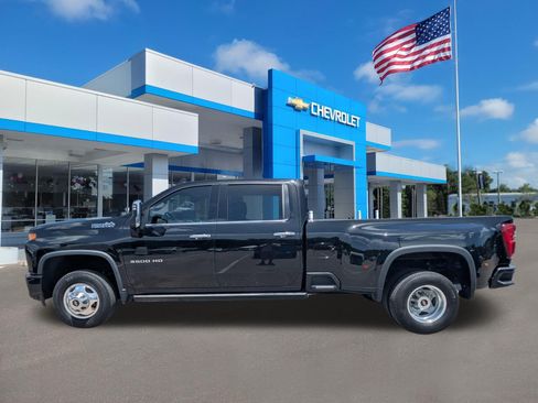 Used 2023 Chevrolet Silverado 3500 High Country AWD/4WD image 6
