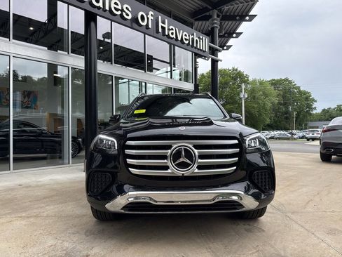 Certified 2025 Mercedes-Benz GLS 450 4MATIC image 3