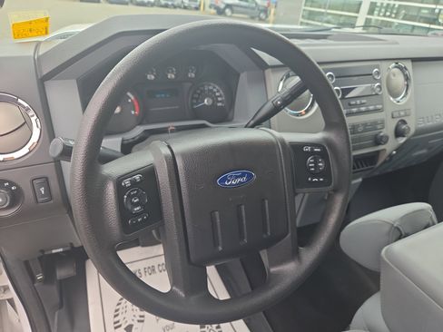 Used 2016 Ford F250 XLT AWD/4WD image 16