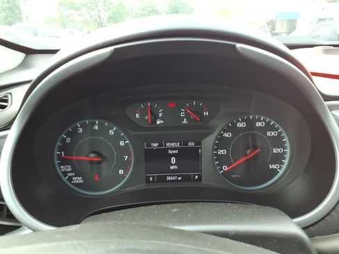 Used 2023 Chevrolet Malibu RS FWD image 16