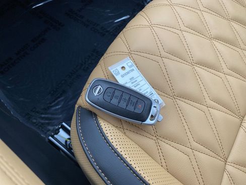 New 2025 Nissan Sentra SV w/ SV Premium Package image 25