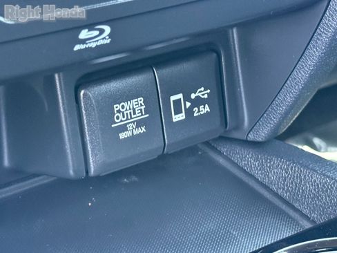 Used 2019 Honda Pilot Touring image 24