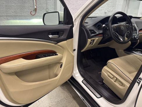 Used 2017 Acura MDX SH-AWD w/ Advance Package image 12