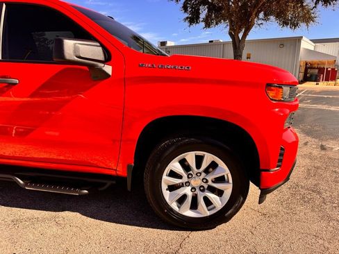 Used 2021 Chevrolet Silverado 1500 Custom image 13