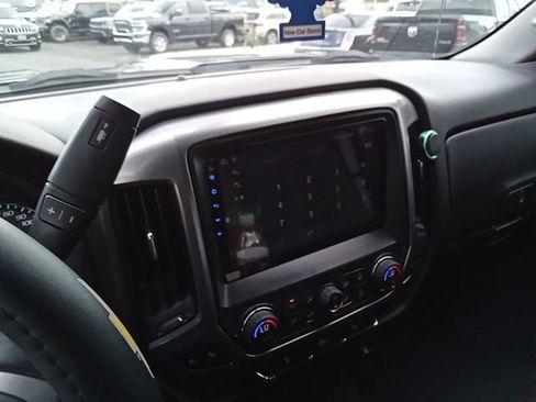 Used 2015 Chevrolet Silverado 2500 LT AWD/4WD image 11